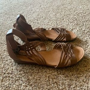 Nurture leather sandals